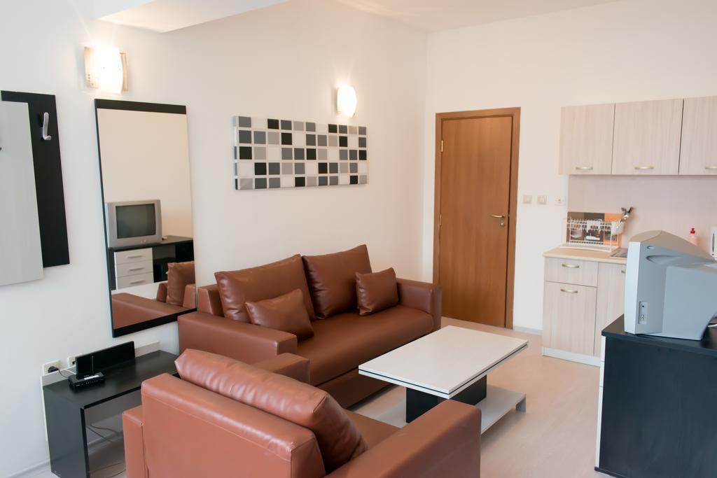 Hotel Noris Plovdiv Rum bild